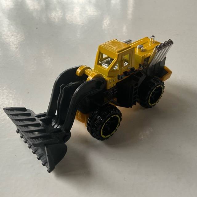 HL WHEEL Yellow LOADER 2012 Malaysia