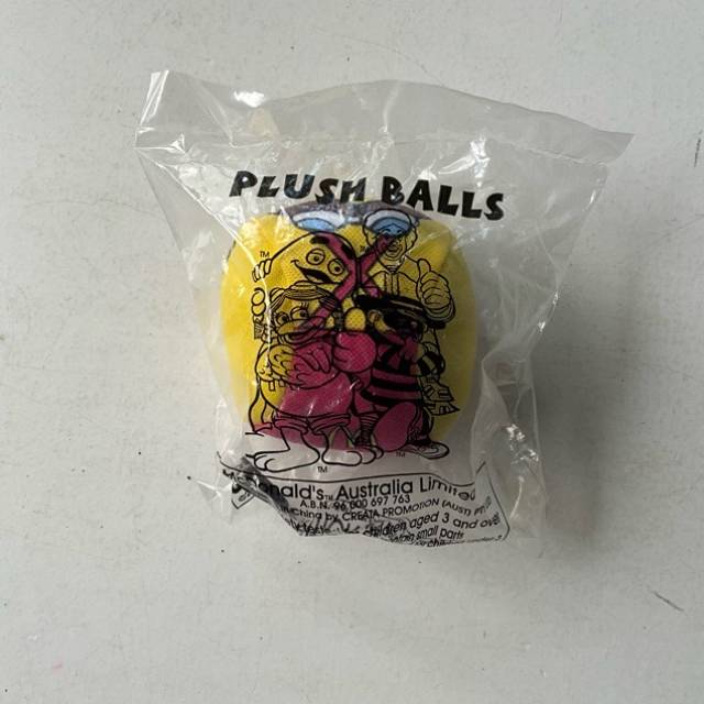 McDonald’s - PLUSH BALLS 2001 - Birdie