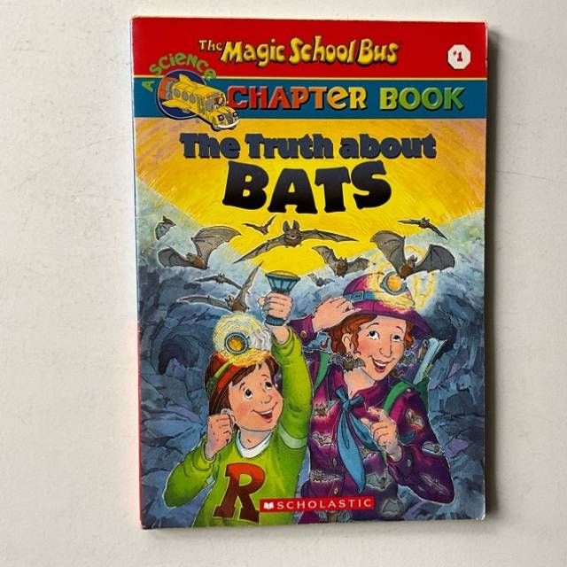 The Magic school Bus - CHAPTER BOOK - The Tr...
