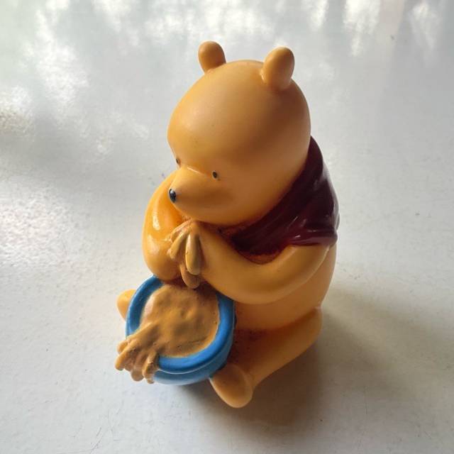 WINNIE THE POOH - DISNEY - 1980’s Bath Toy