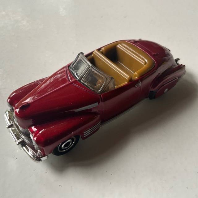 MB ‘41 Cadillac Series 62 Red MB1237 2019