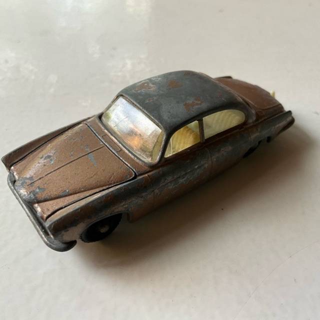 MB LESNEY JAGUAR MK10 No 20