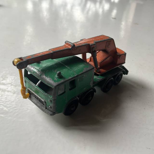 MB LESNEY 8 WHEEL CRANE No 30