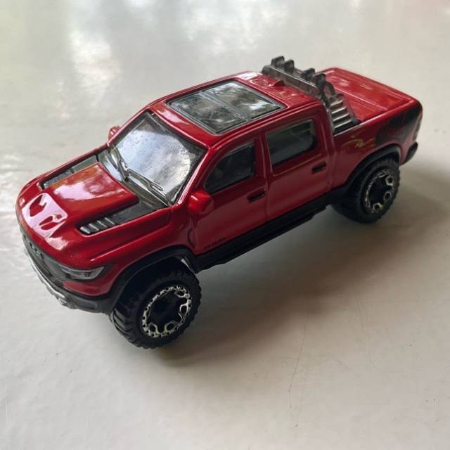 HL ‘23 Ram 1500 Red HXB33 2023