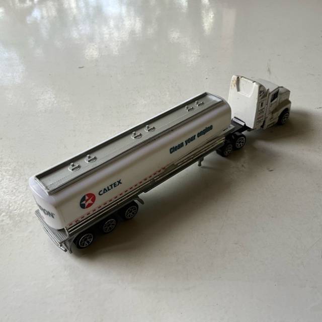 vintagetoy_48748.jpg