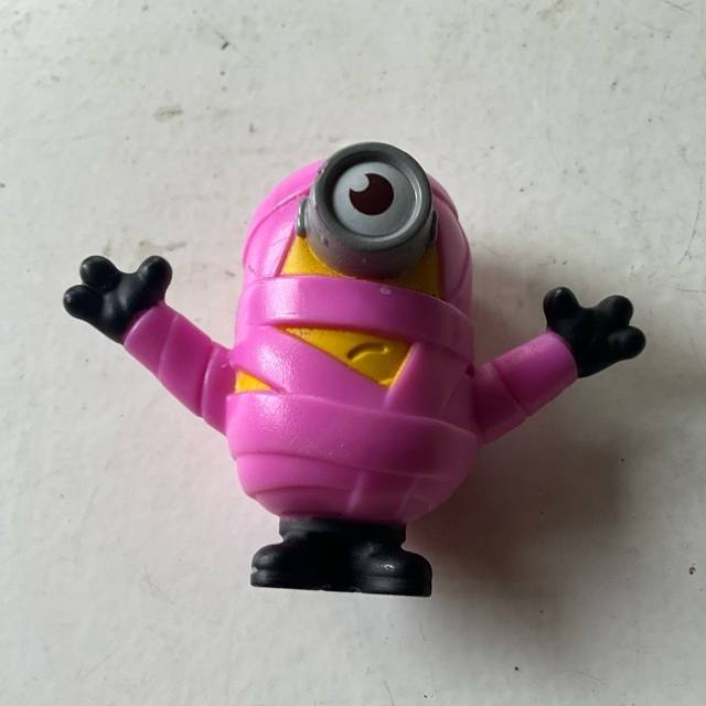McDonald’s - Pink mummy Minion Despicable...