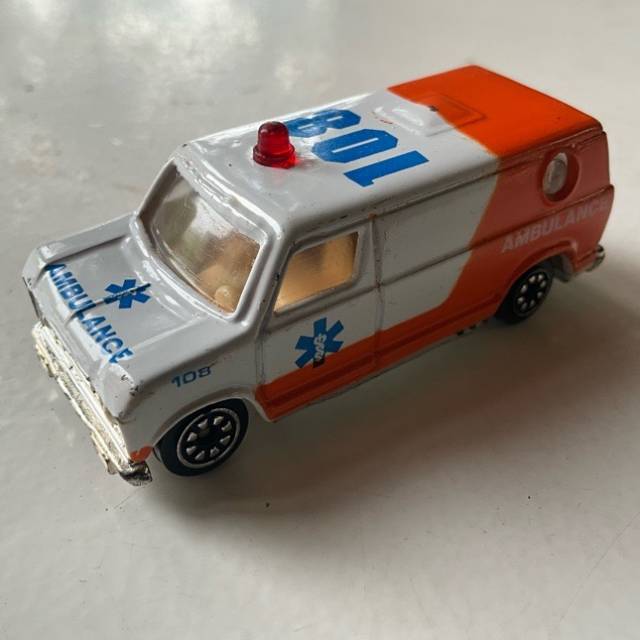 Yatming - Van Ambulance