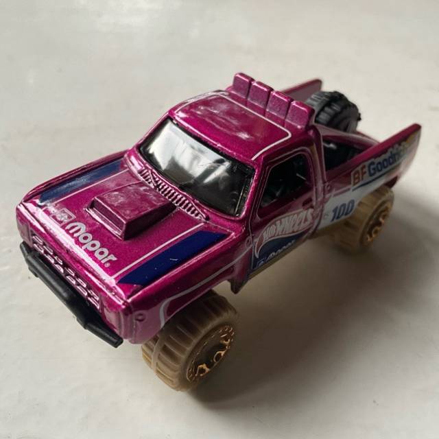 HL ‘87 DODGE D100 Pink MOPAR FJV65 Malaysia