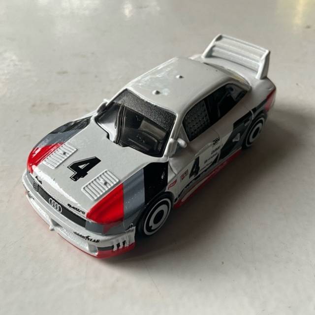 HL Audi 90 Quattro White (4) HKG35 2022 Mala...