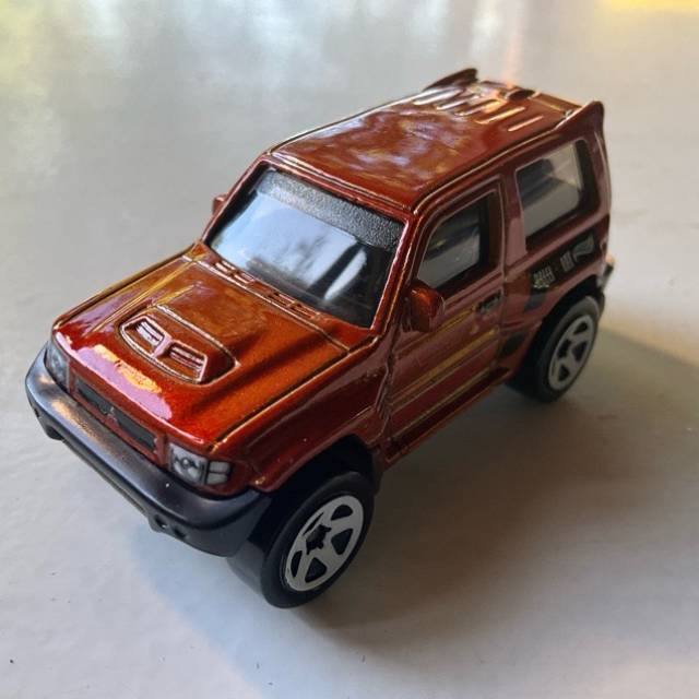 HL Mitsubishi Pajero Evolution Orange HKG47