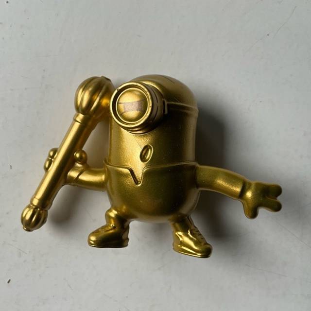 McDonalds - GOLD Minions - Stuart Despicable...