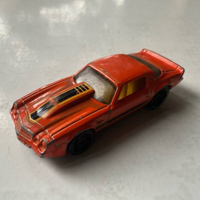 HL 81 Camaro Orange V5331 2011 Malaysia