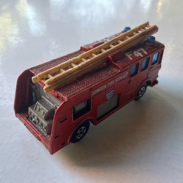 vintagetoy_51077.jpg