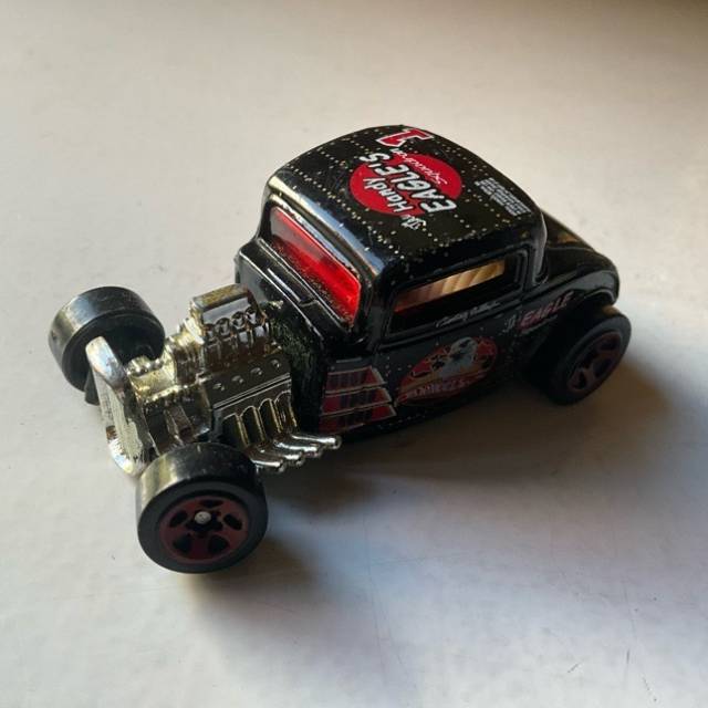 HL 32 Ford 