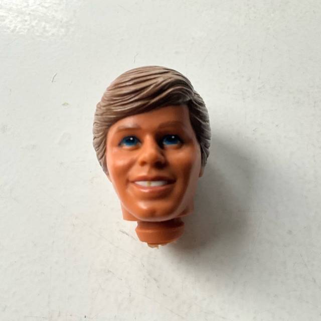 Barbie (KEN) HEAD ONLY 1983