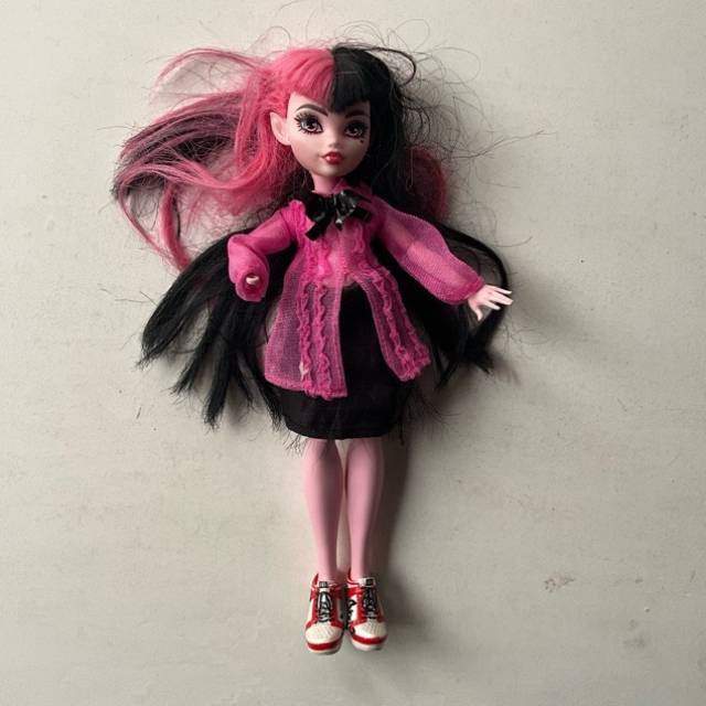 Monster High Draculaura Doll Count Fabulous...