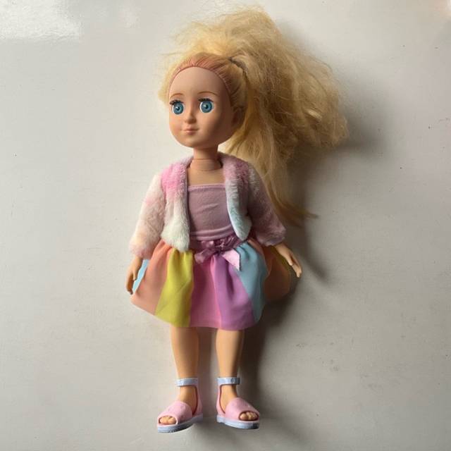 Glitter Girls Laica Fashion Doll - Dressed w...