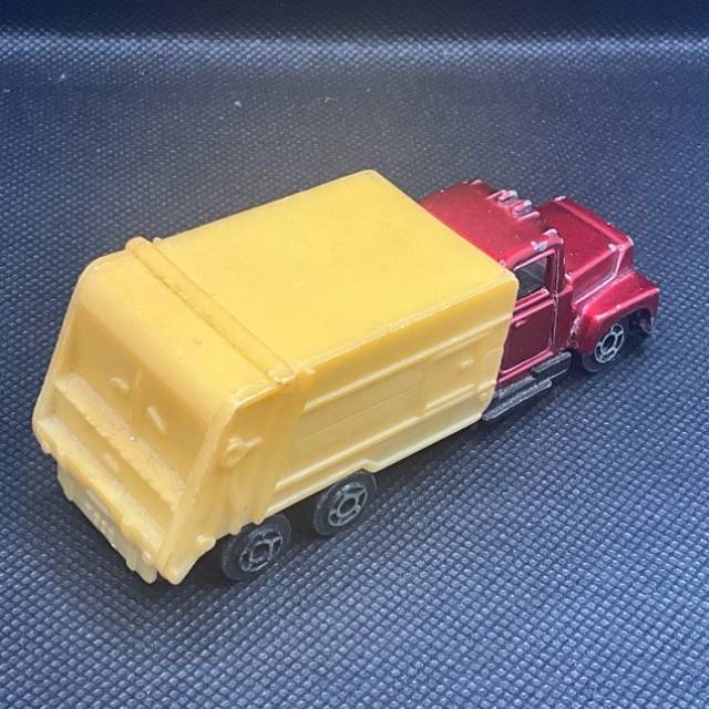 vintagetoy_54944.jpg