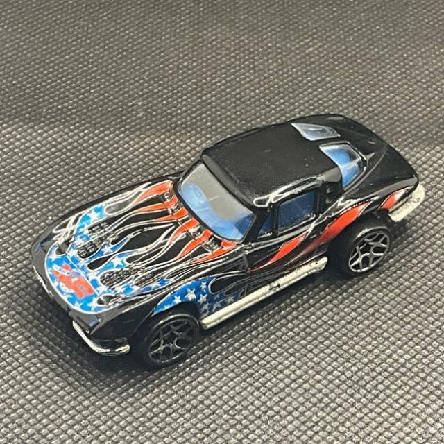 HL Black ’63 Chevy Split Back Corvette Sti...