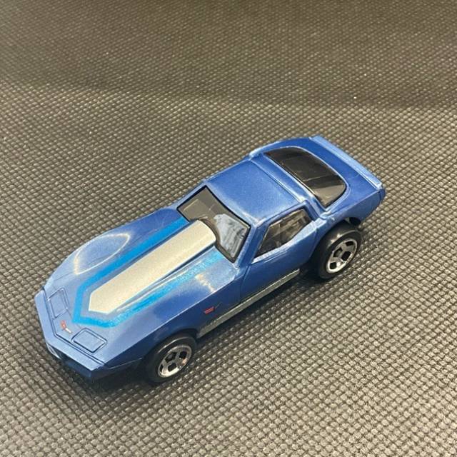 HL ‘68 Corvette Stingray Blue with Silver...