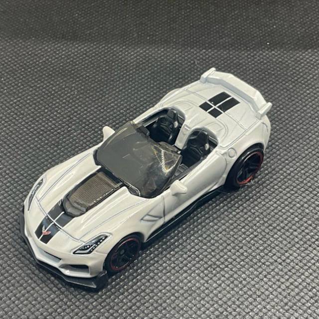 HL ‘19 Corvette ZR1 Convertible White GHB3...