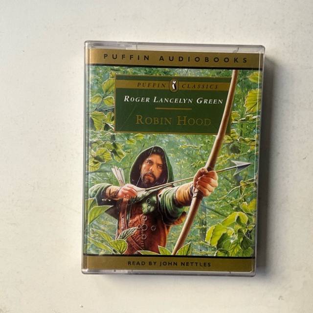 ROBIN HOOD Roger Lancelyn Green 2 Cassettes