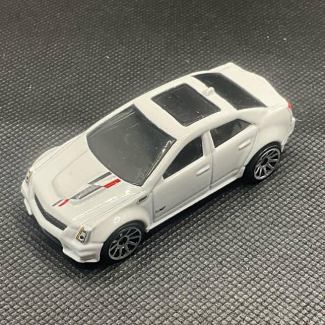HL ‘09 Cadillac CTS - V R0925 White 2009 M...