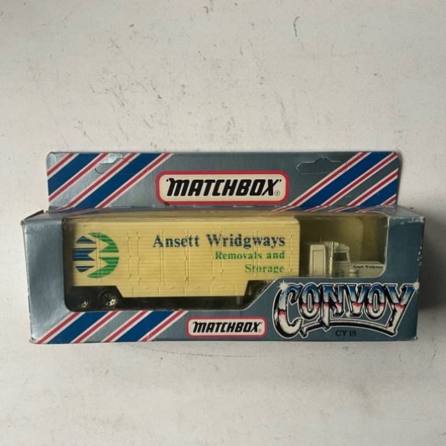 MB CONVOY Truck Ansett Wridgways CY19 1983