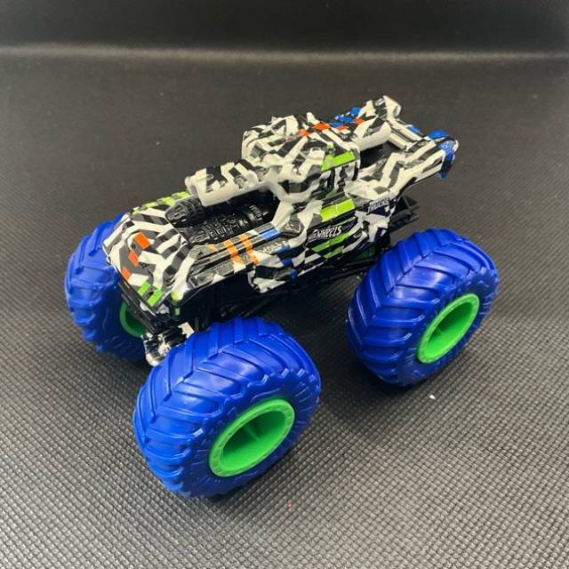 HL Invader Monster Truck