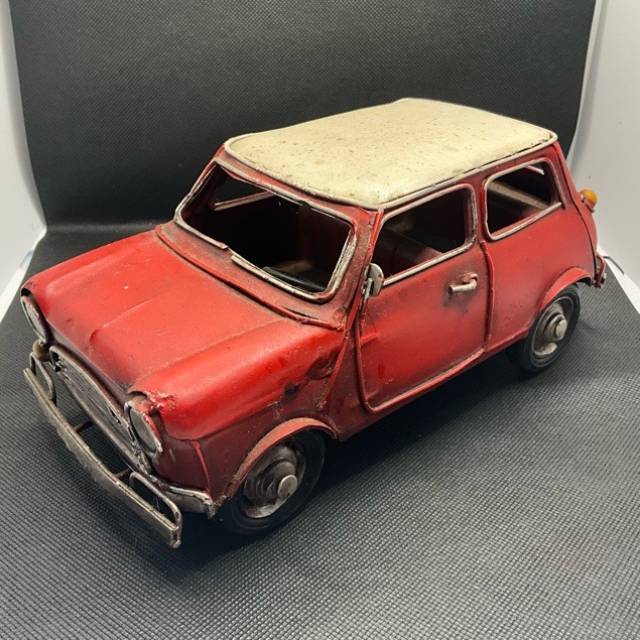 Retro British Red and White Mini Cooper 9