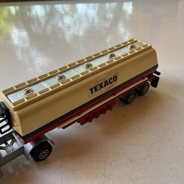 vintagetoy_58092.jpg