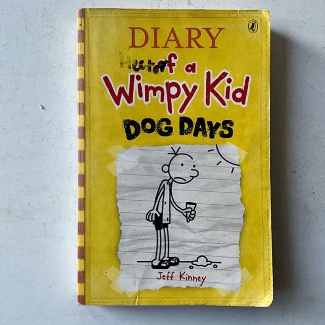 DIARY of a Wimpy Kid DOG DAYS No 4