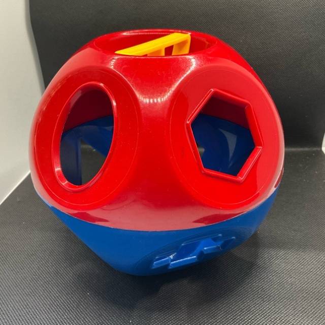TUPPERWARE Shape-O-Ball Toy Shape Sorter BAL...