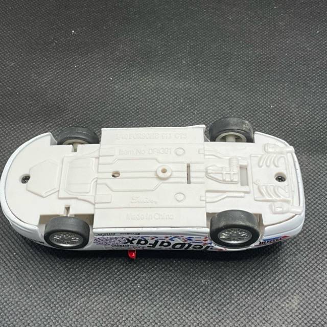 vintagetoy_60070.jpg