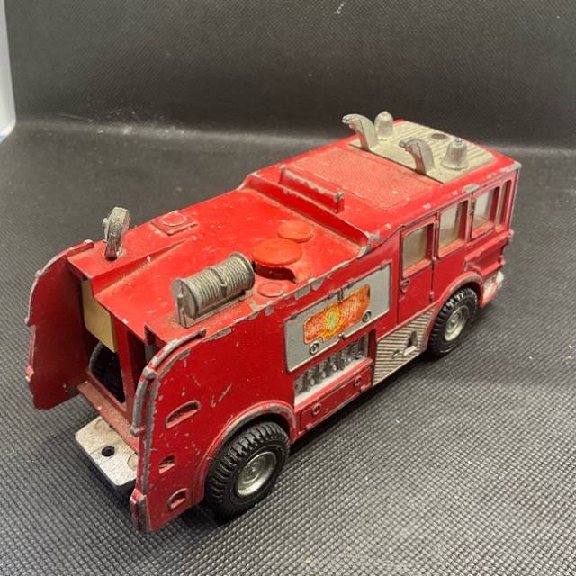 vintagetoy_60560.jpg