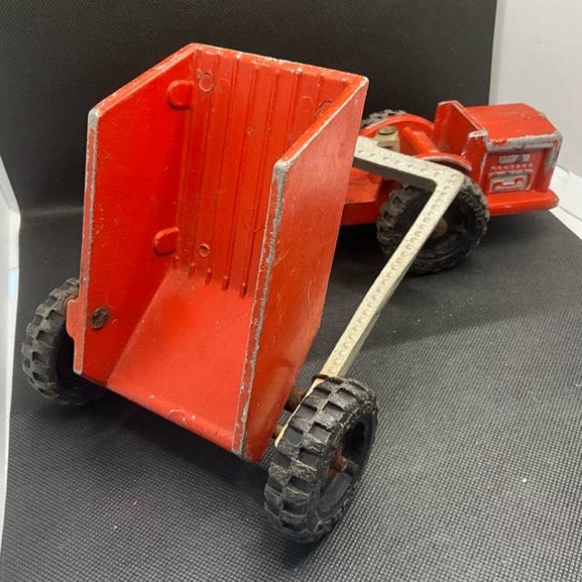vintagetoy_61127.jpg