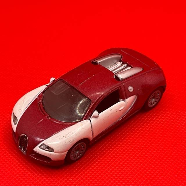 Siku Bugatti Veyron Maroon