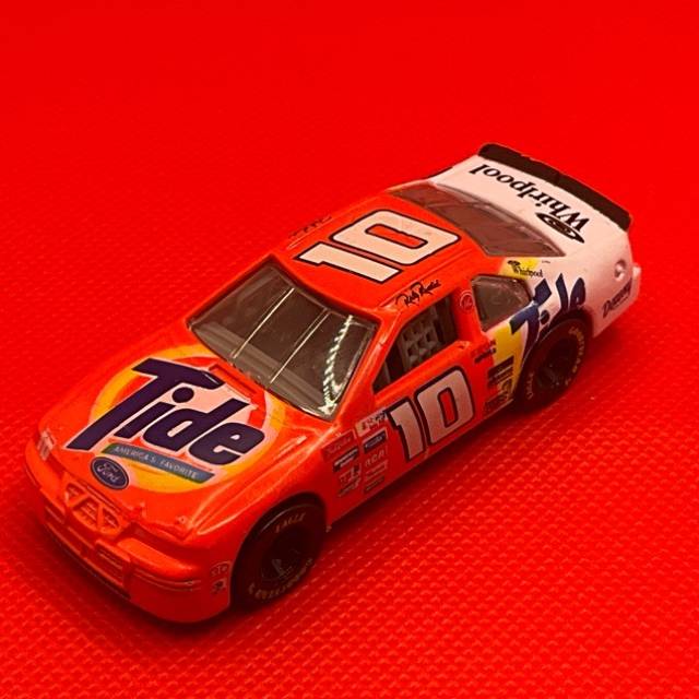 1996 RACING CHAMPIONS RICKY RUDD 10 FORD THU...