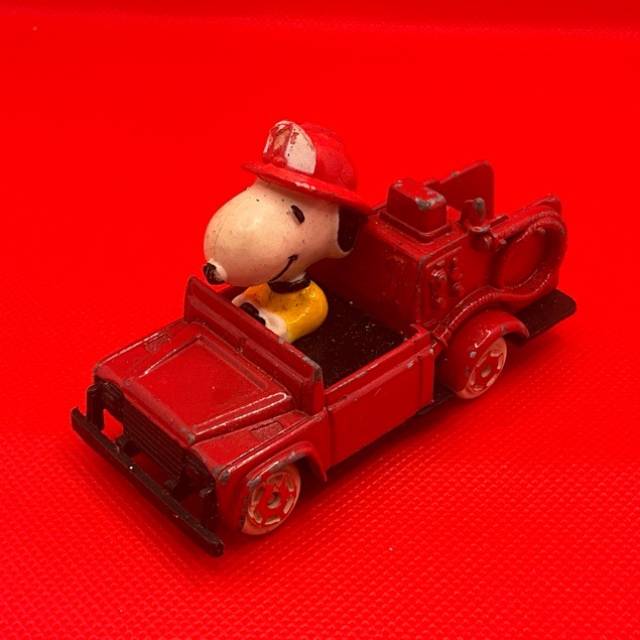 SNOOPY’S FIREMAN FIRETRUCK 0157
