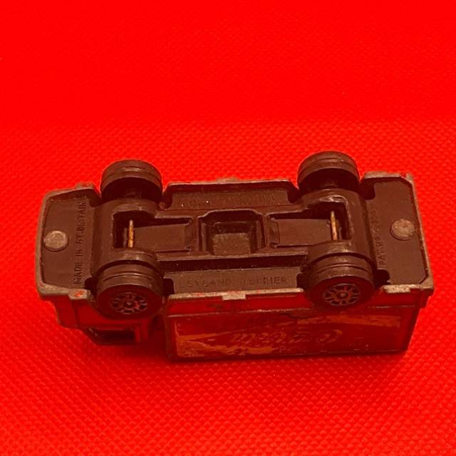 vintagetoy_62585.jpg