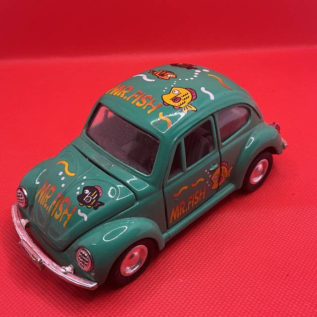 Green Volkswagen Beetle Mr. Fish 5 SS 5702