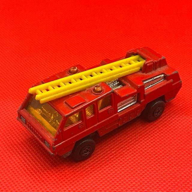 MB SUPERFAST BLAZE BUSTER FIRE TRUCK No 22 1...