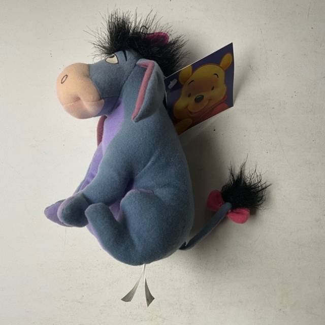 Disney Winnie the Pooh Eye Or 17cm Height