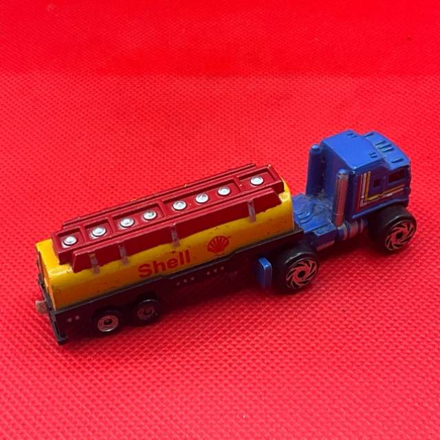 vintagetoy_64842.jpg