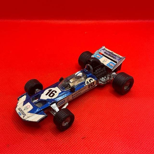 Corgi Toys 150 Surtees TS 9 F1 Racing Car 13...