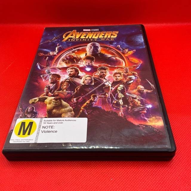 DVD MARVEL ADVENTURES INFINITY WAR 2018