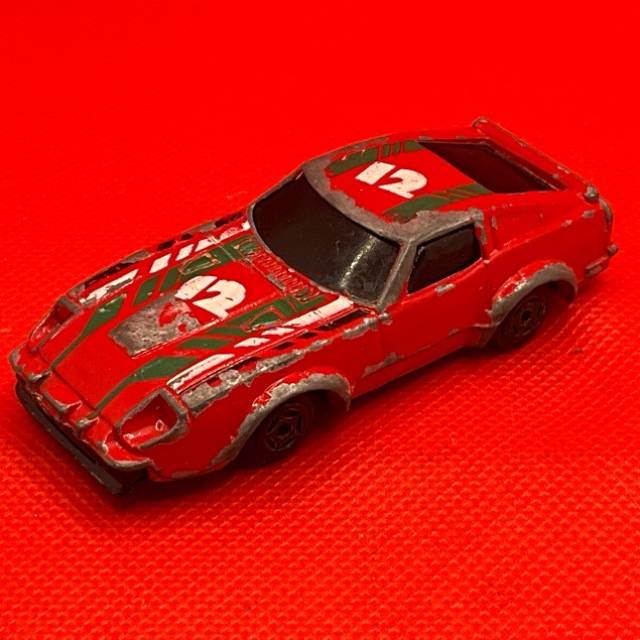 Summer Red Datsun 280 ZX S8562F