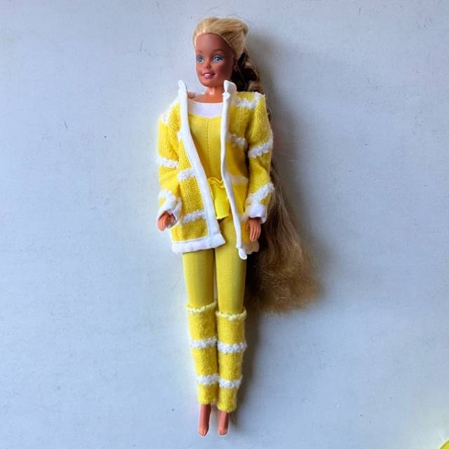 1985 Mattel Music Lovin Barbie (model 9988)...
