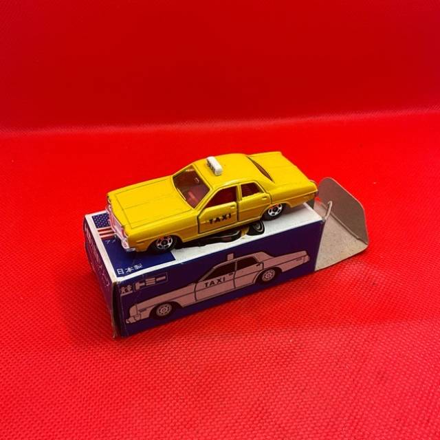 Tomica F18 1970s Dodge Taxi Boxed 1978