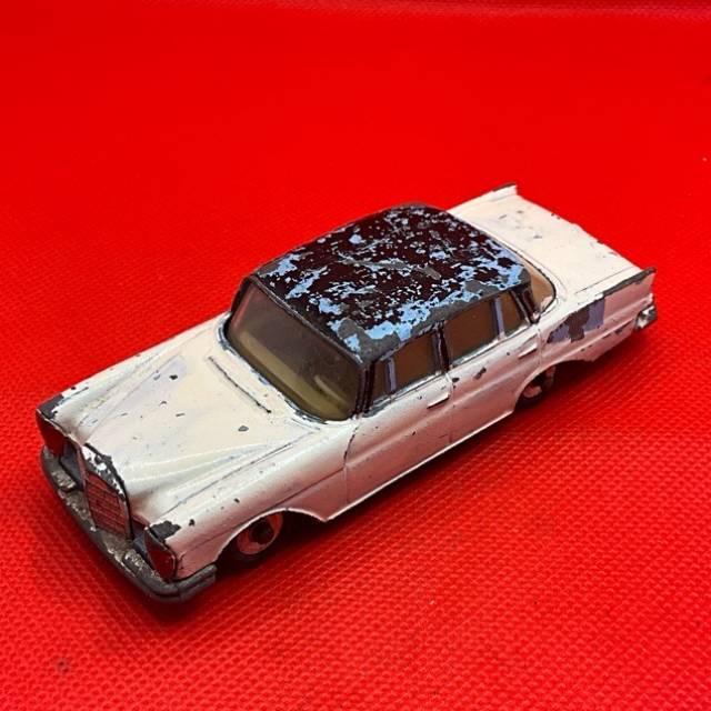 DINKY TOYS 186 MERCEDES-BENZ MERCEDES BENZ 2...
